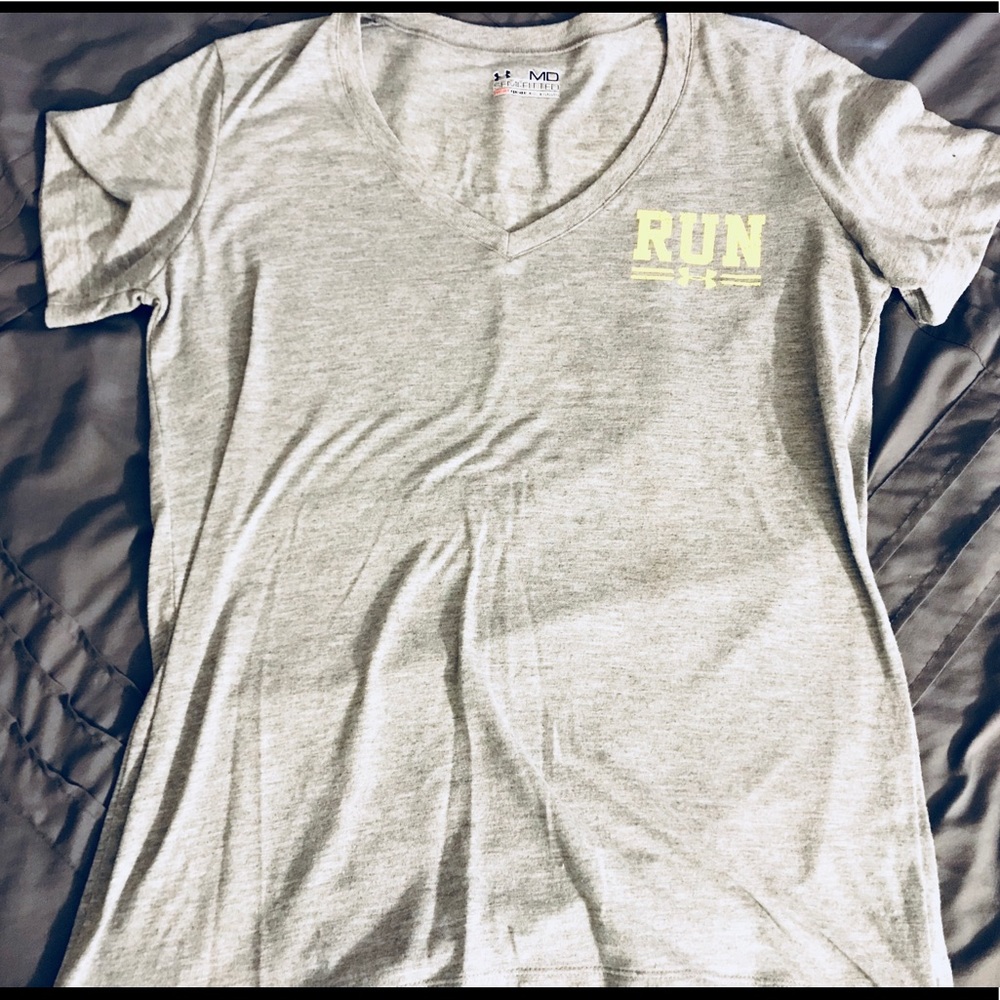 Under Armour tee